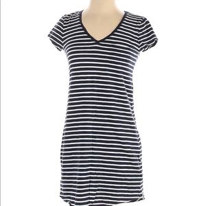Gap navy/white stripe tshirt dress xs
